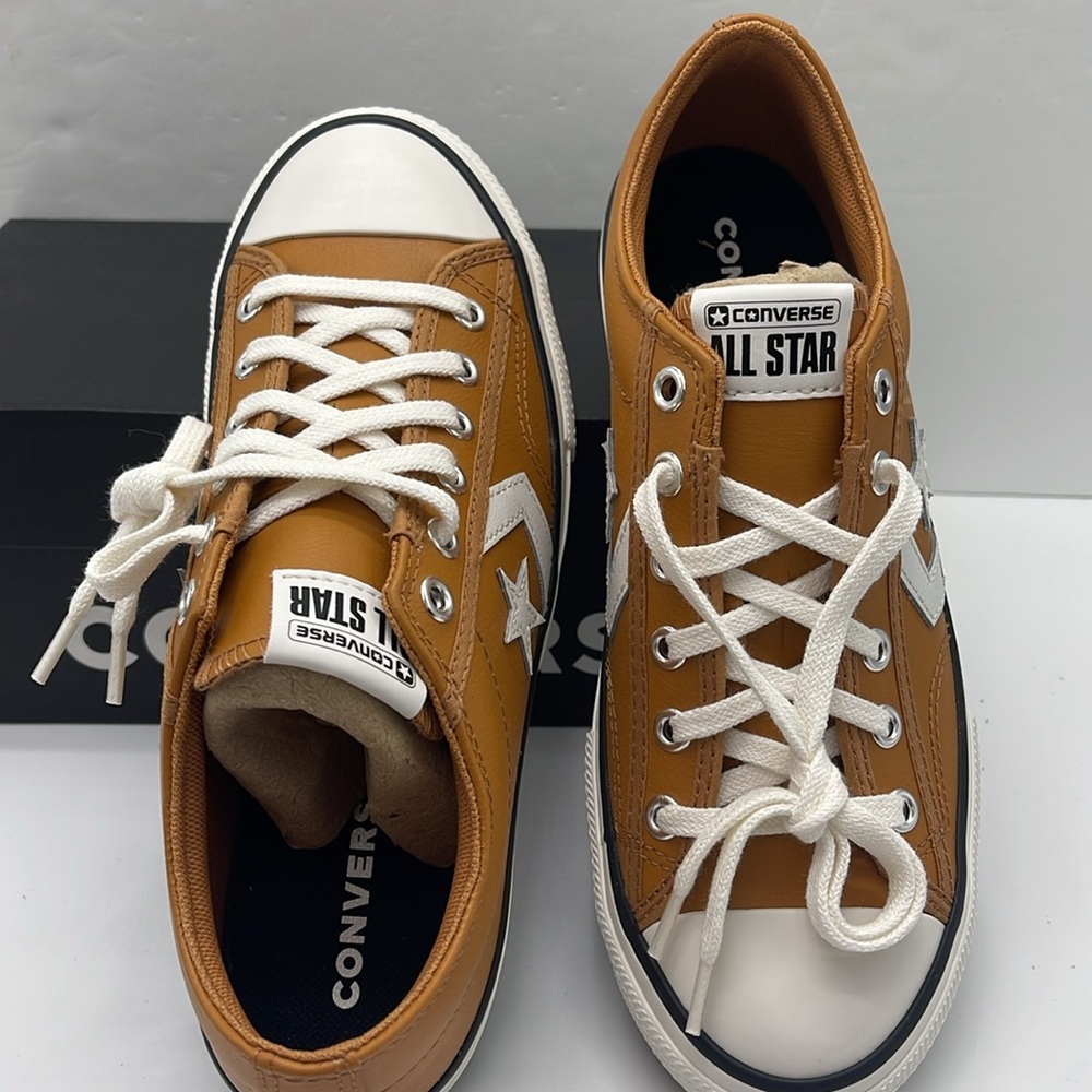 Converse WMNS 'Sneakers A12408C
STAR PLAYER 76 OX
GINGERSNAP/VINTAGE WHITE/BLACK - Picture 12 of 16